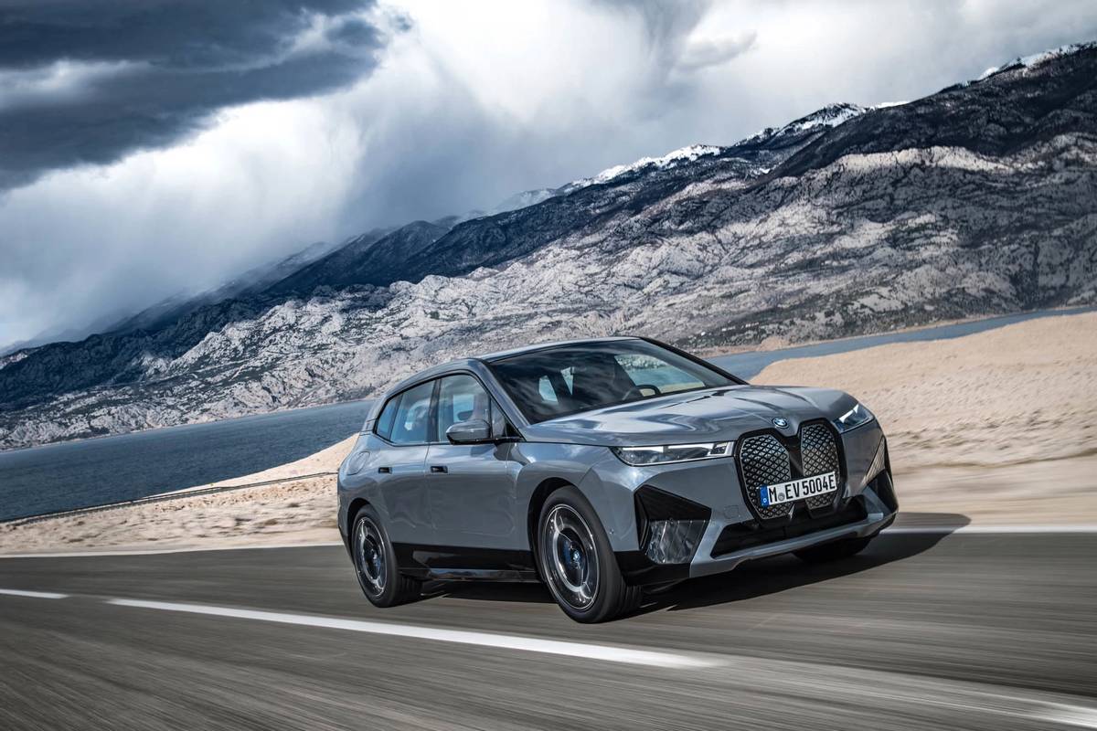 Цена BMW iX xDrive50