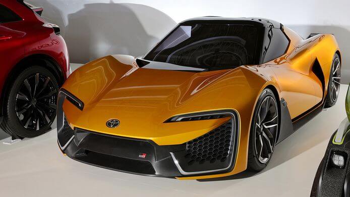 спорткар Suzuki и Toyota
