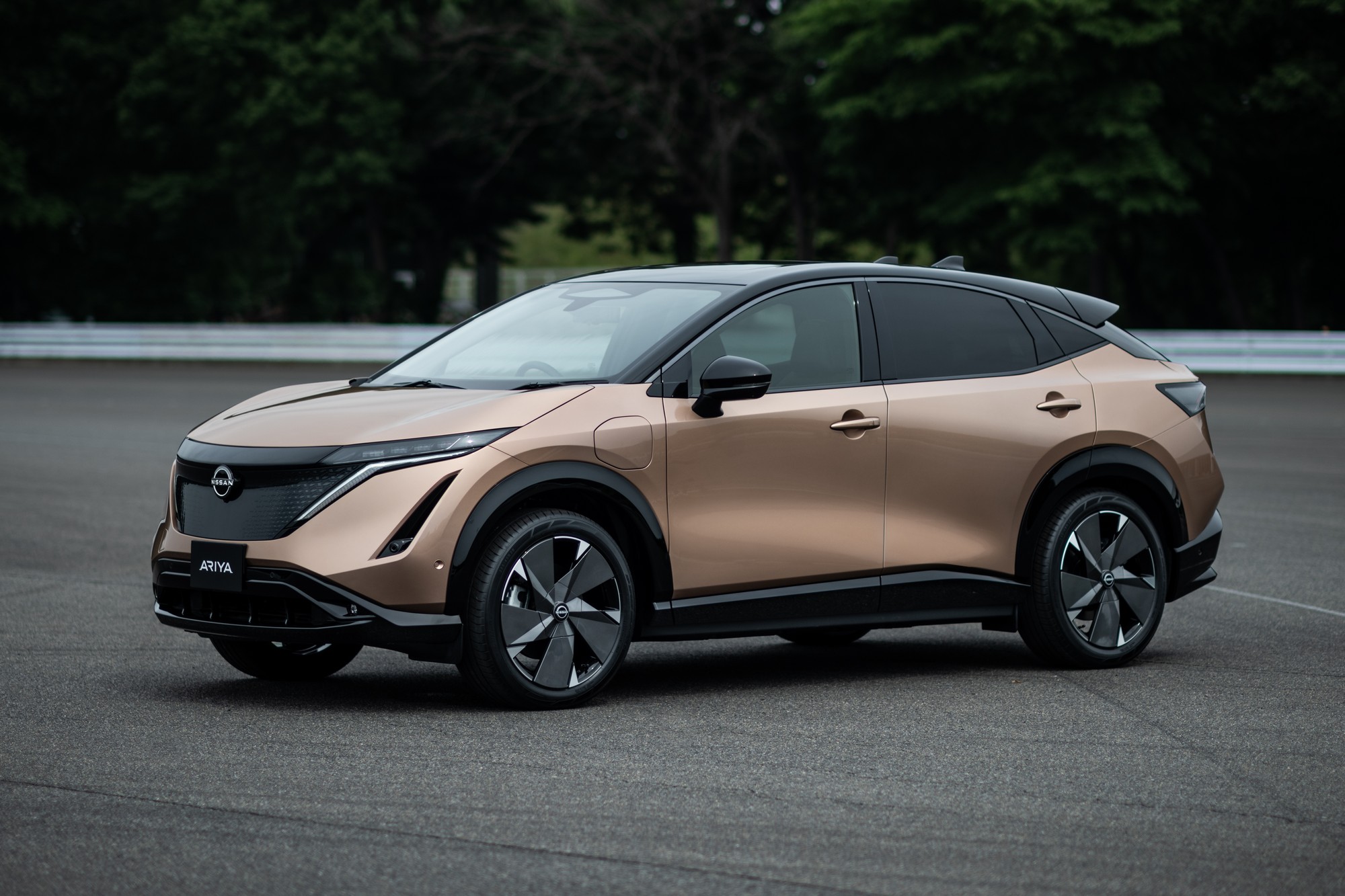 Электромобиль Nissan Ariya