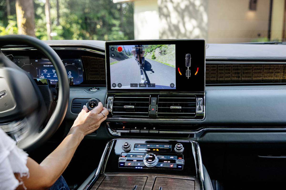 Обзор Lincoln Navigator 2022 года