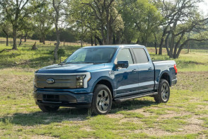 Является ли Ford F-150 Lightning EV 2022 года хорошим пикапом? 6 плюсов и 5 минусов: Тест-драйв, Автоновости, сегодня, 2026