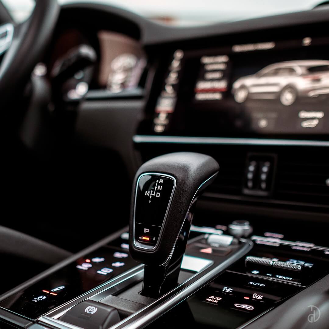 салон Porsche Cayenne