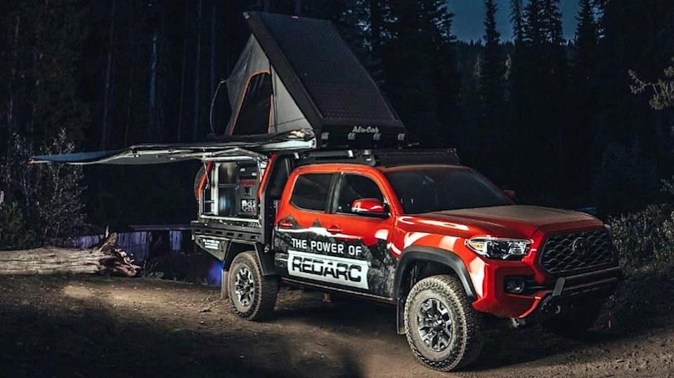 автодом Redarc Toyota Tacoma с мини-электростанцией