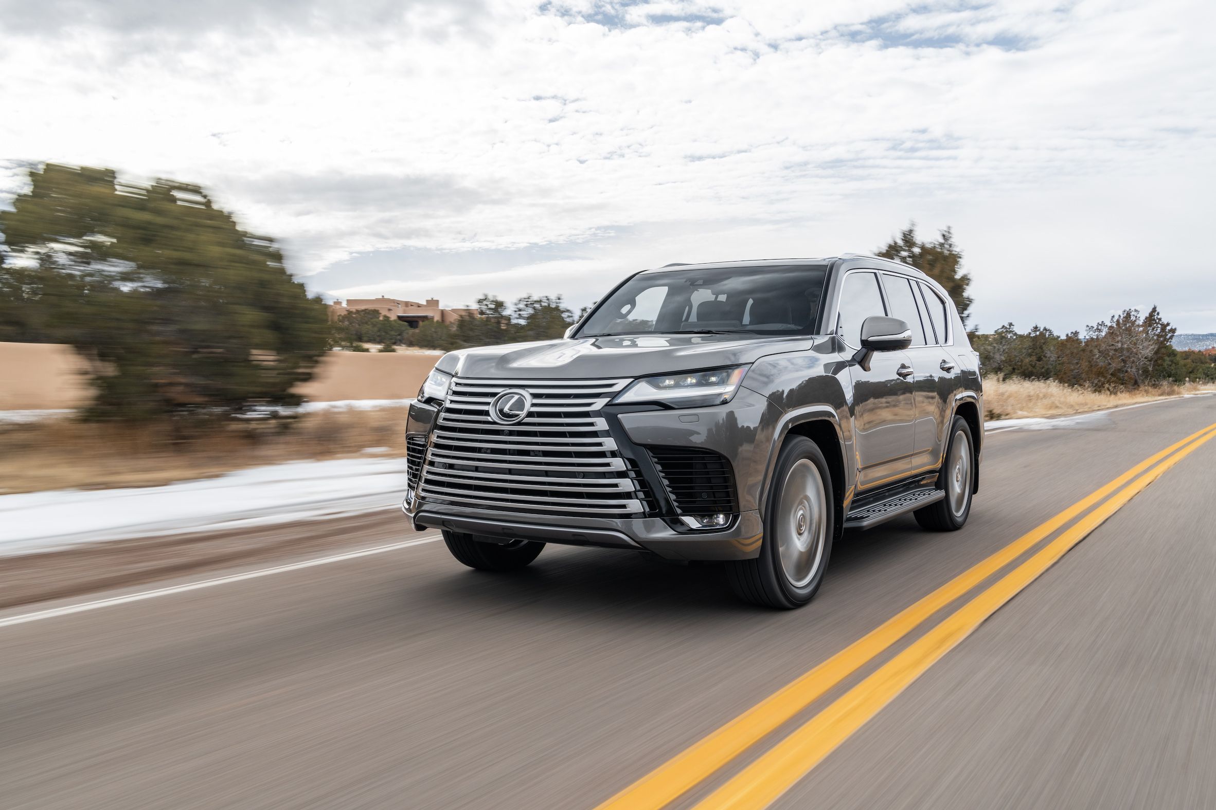 Тест-драйв Lexus LX 600 Ultra Luxury