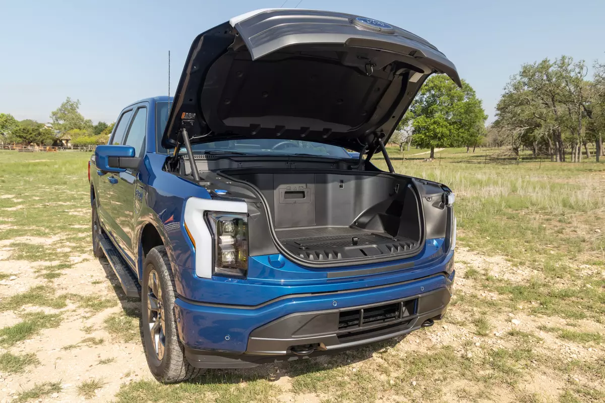 Ford F-150 Lightning E V Тест-драйв