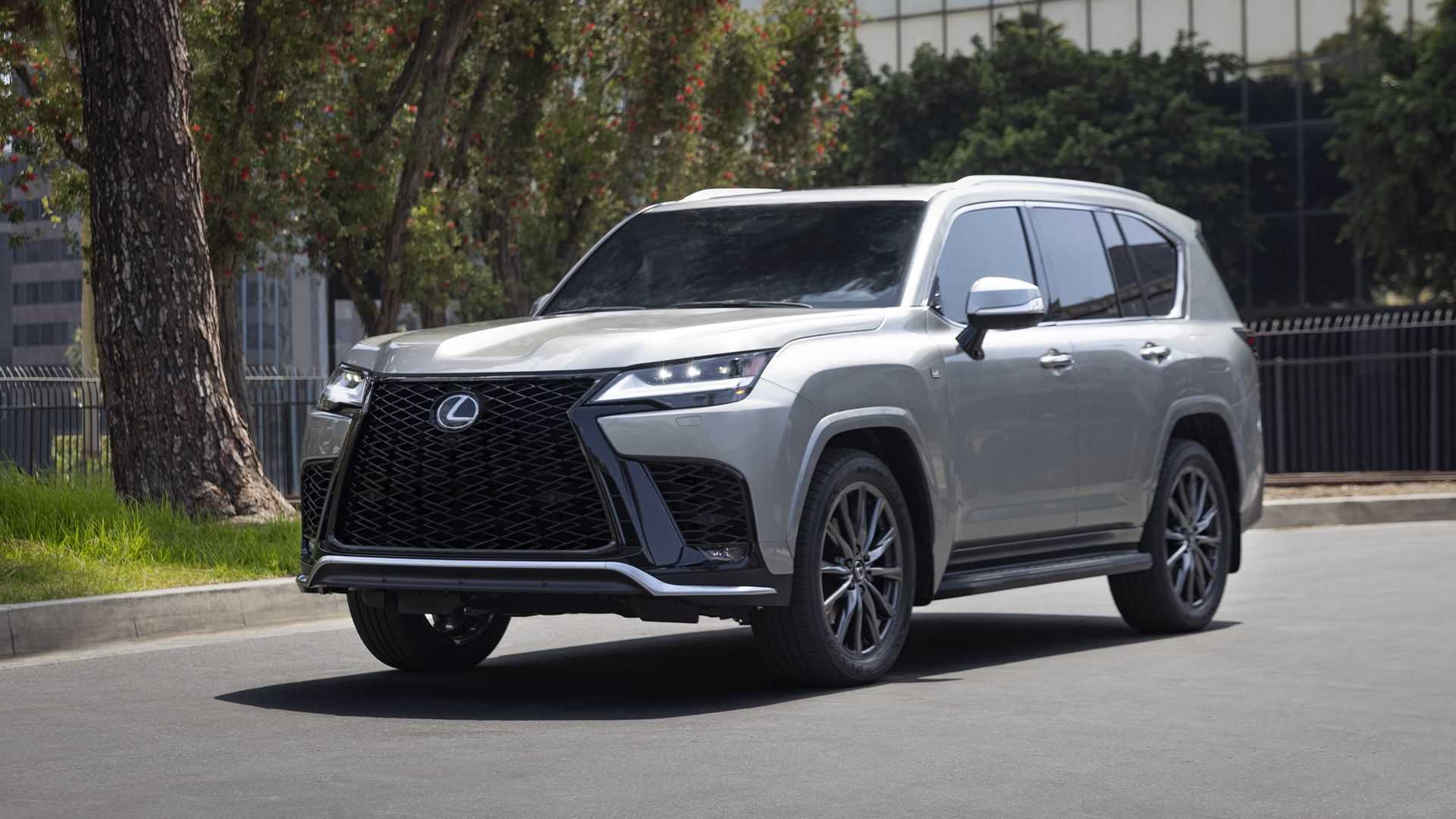 Тест-драйв Lexus LX 600 Ultra Luxury