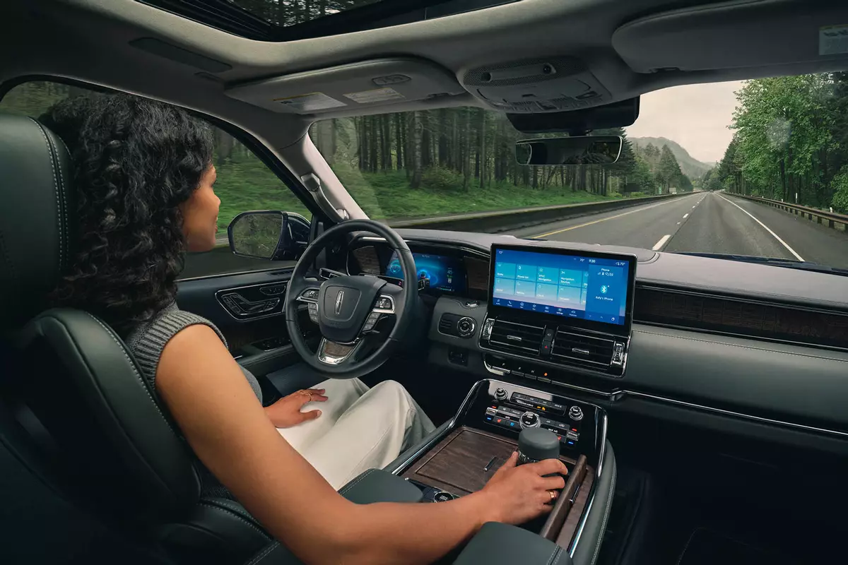Цена Lincoln Navigator 2022 года