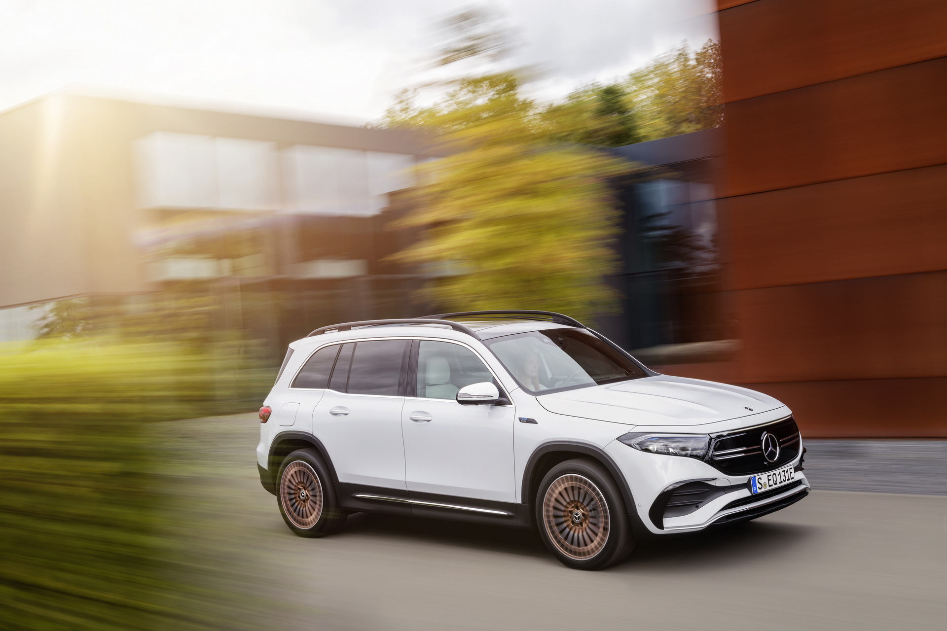 Mercedes EQB EV тест драйв