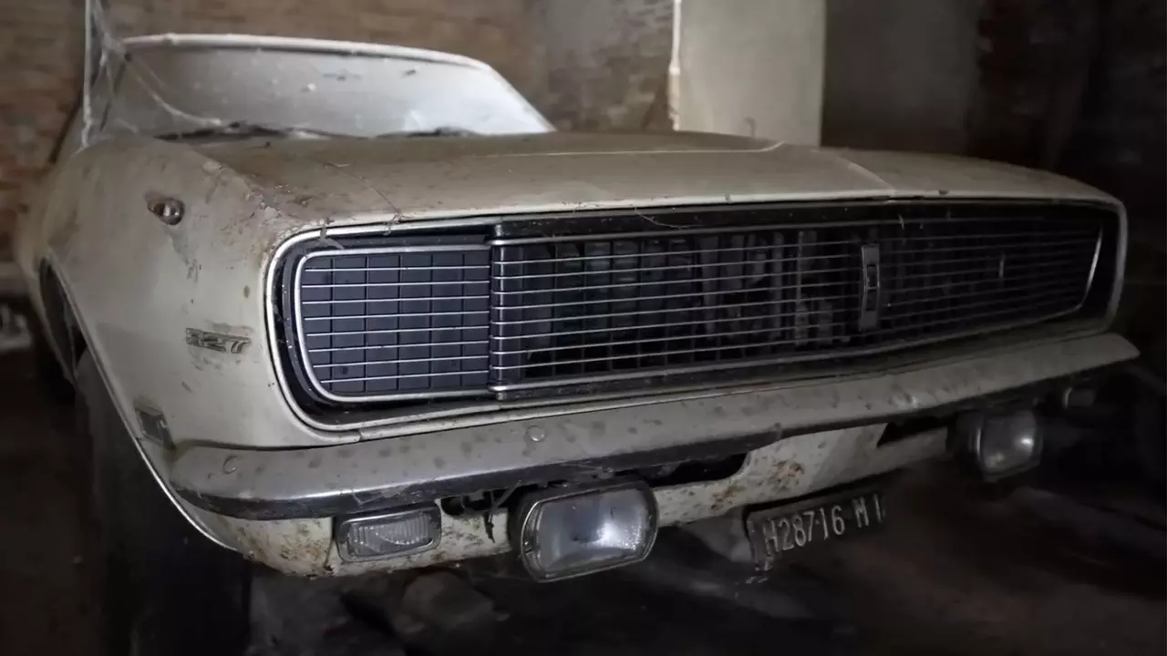 Шевролет Камаро из поместья