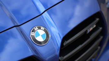 BMW M4 CSL в 2023 году - Тест-Драйв, Обзор и Цена, Тест-драйв, сегодня, 2026