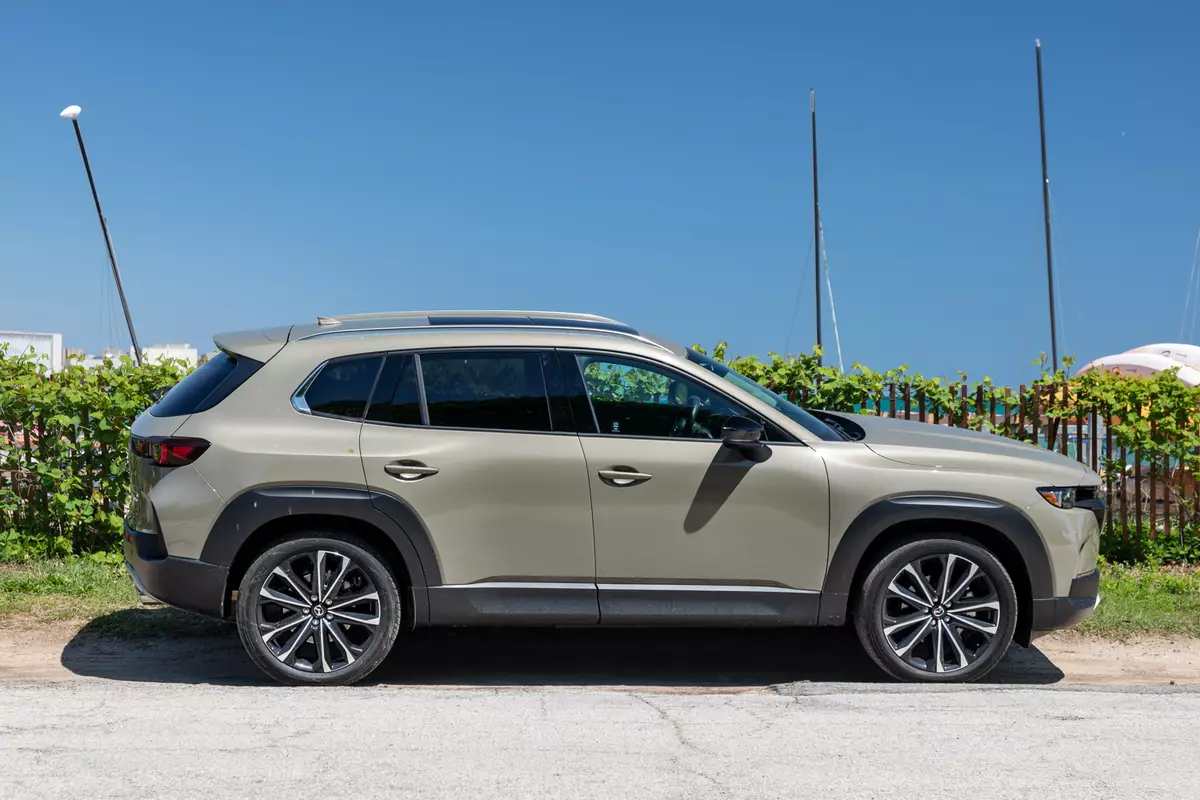 Обзор Mazda CX 50