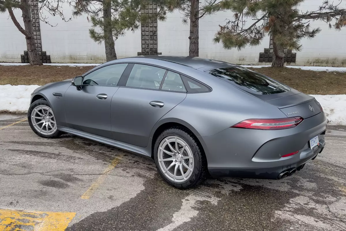Тест-драйв Mercedes-AMG GT53 2022 года