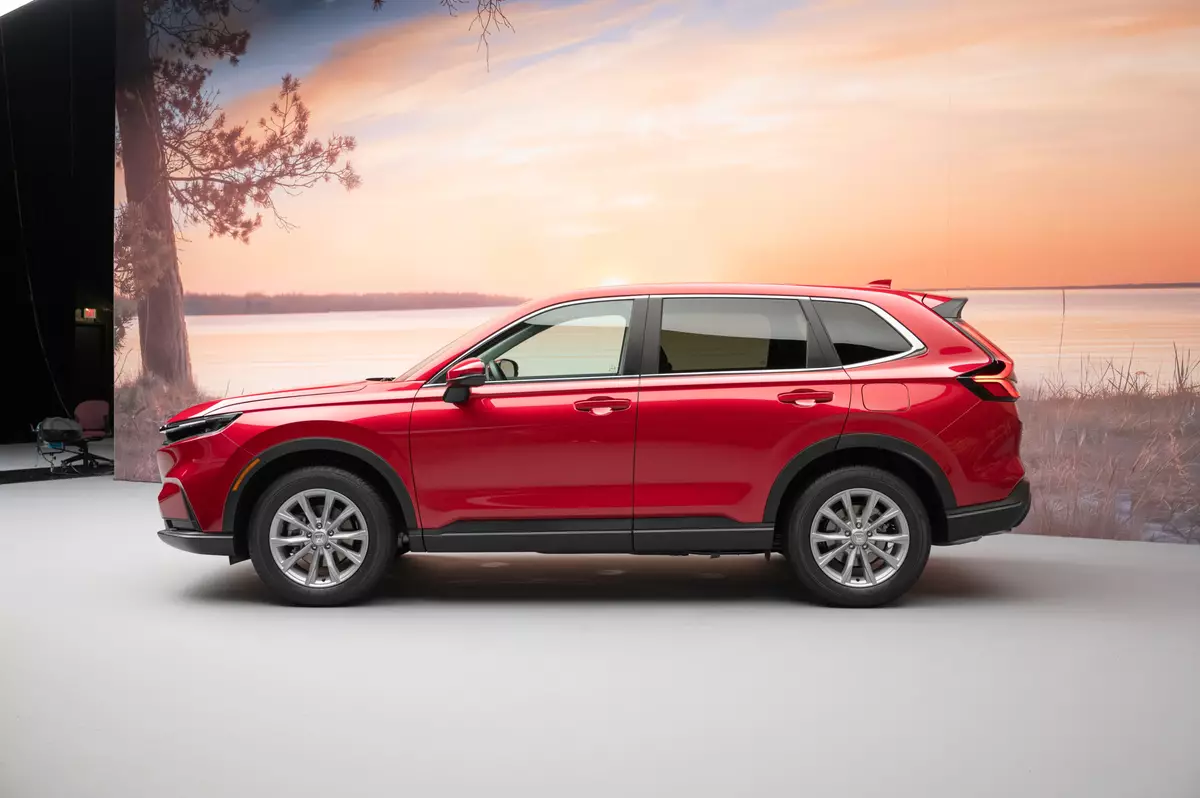 Тест-драйв Honda CR-V 2023 года