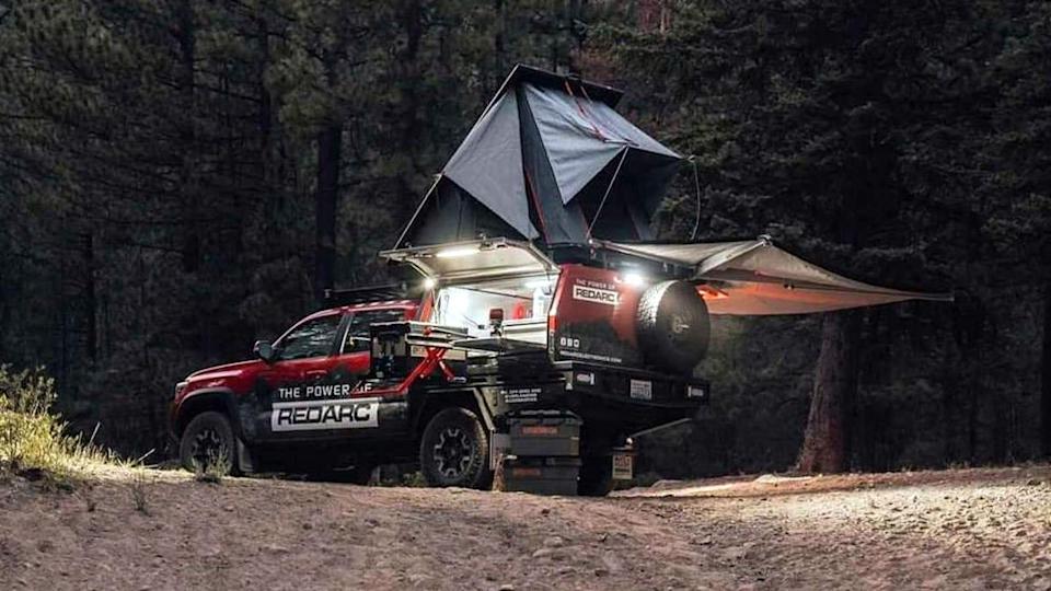 кемпер Redarc Toyota Tacoma