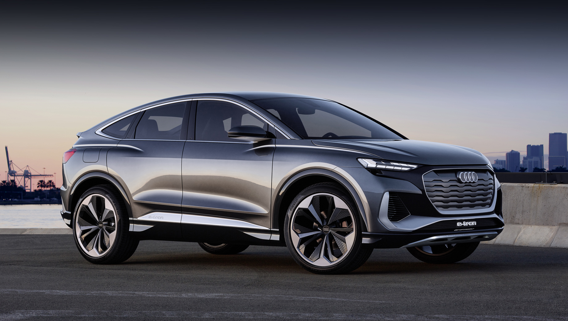 Электромобиль Audi Q4 E-Tron