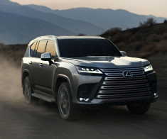 Lexus LX стане потужним гібридом з додатковим електромотором