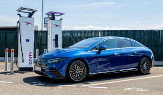 Mercedes-AMG EQE 2023 года сочетает в себе максимальный комфорт и 3,2 секунды 0-96: Тест-драйв, Автоновости, сегодня, 2026