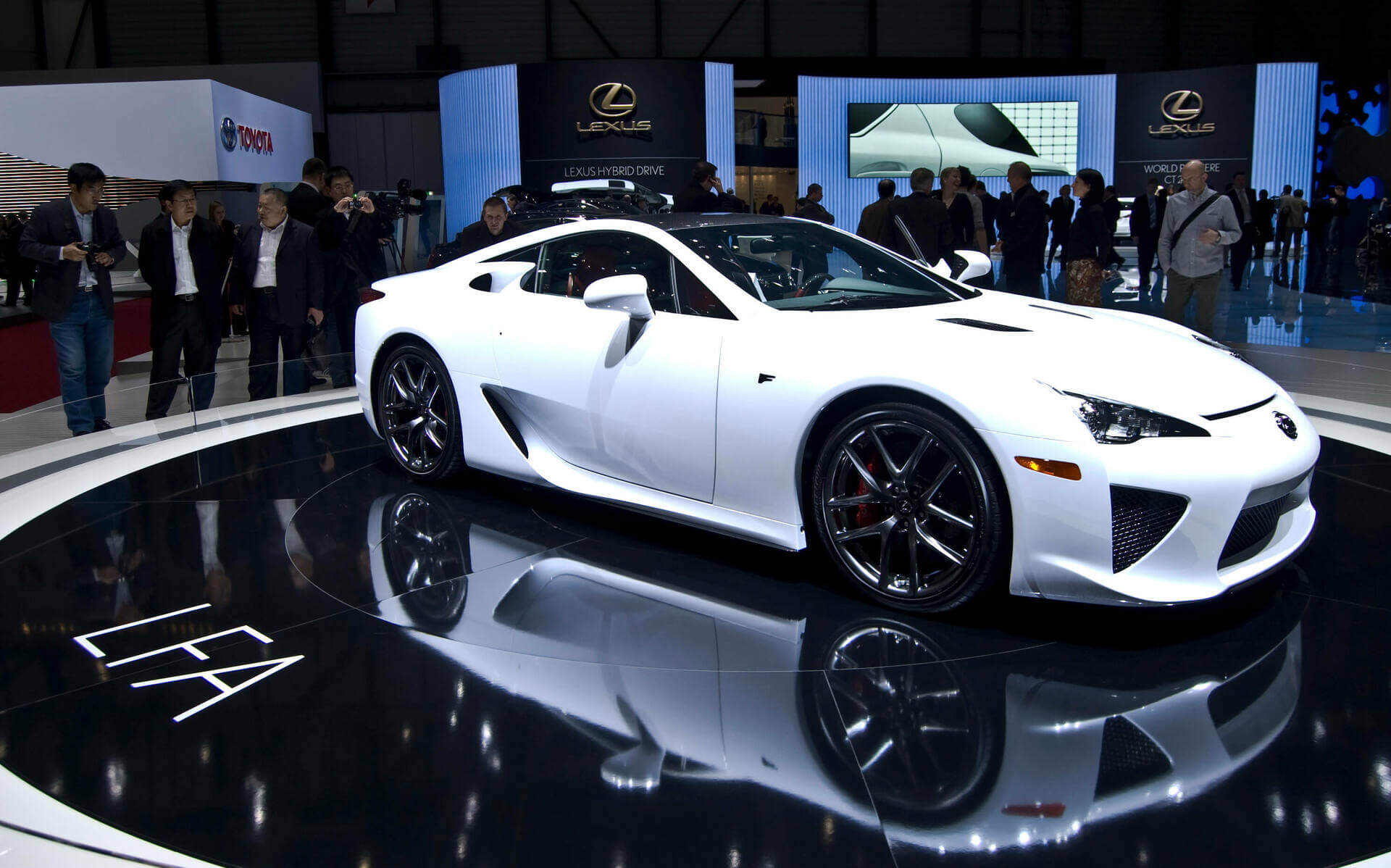Lexus LFA, Лексус ЛФА, ТОП 10 лучших авто мира, рейтинг