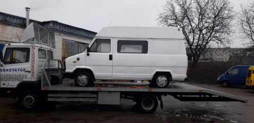 перевезення автомобилив лафет евакуатор 24